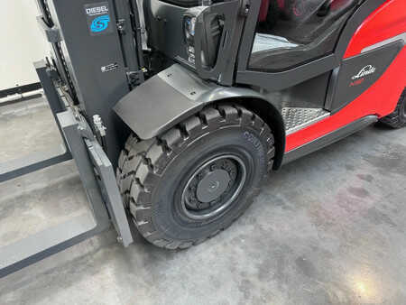 Chariots élévateurs diesel 2024  Linde 1204 H 50 D-01/600 AIRCO (6)