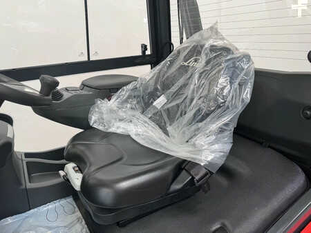 Chariots élévateurs diesel 2024  Linde 1204 H 50 D-01/600 AIRCO (9)