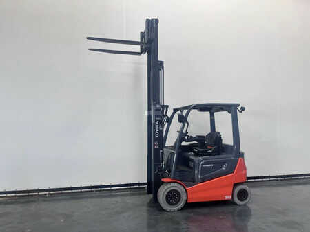 Chariots électriques à 4 roues 2023  Toyota 9 FMBK 25 T ONGEBRUIKT (12)