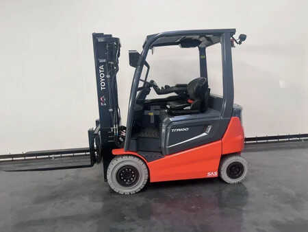 Chariots électriques à 4 roues 2023  Toyota 9 FMBK 25 T ONGEBRUIKT (2)