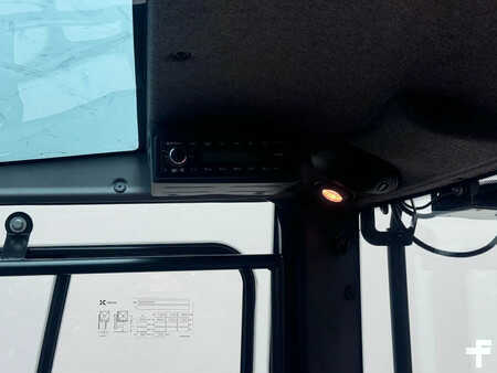 Dieselový VZV 2025  Kalmar DCG 160-12 (11)