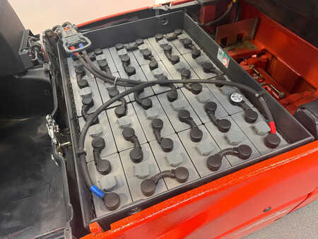 Chariots électriques à 4 roues 2007  Linde 386 E 20 PH-01 (10)