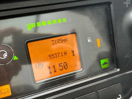 Chariots à mât rétractable 2016  Linde R 16 HD-01 (12)