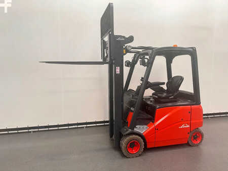 Chariots électriques à 4 roues 2007  Linde 386 E 20 PH-01 (14)