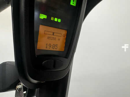 Chariots électriques à 4 roues 2007  Linde 386 E 20 PH-01 (19)