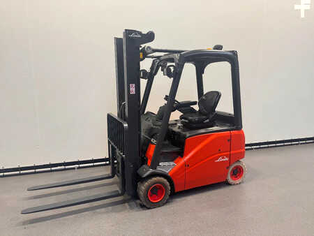 Elektro 4 Rad 2008  Linde 386 E 20 PH-01 (2)