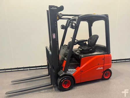 Chariots électriques à 4 roues 2008  Linde 386 E 20 PH-01 (2)