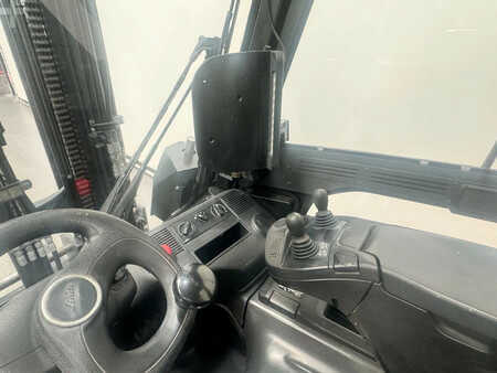 Chariots électriques à 4 roues 2014  Linde 387 E 25 L-01 inclusief nieuwe tractie batterij (10)