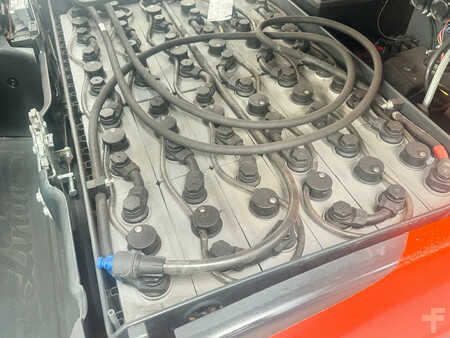 Elektro čtyřkolový VZV 2020  Linde 386 E 14-02 (12)