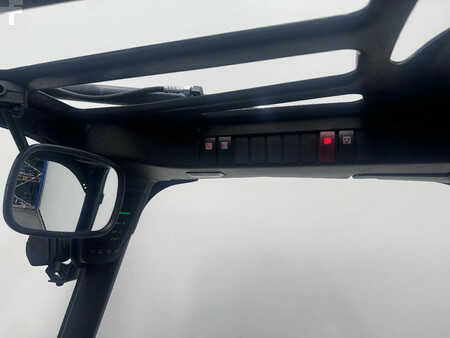 Chariots électriques à 4 roues 2018  Linde 386 E 16-02 (12)