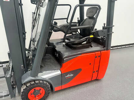 4-wiel elektrische heftrucks 2019  Linde 386 E 16-02 (8)