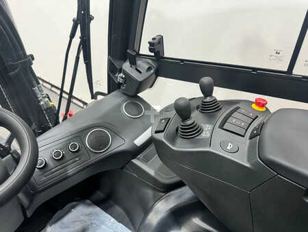 Chariots électriques à 4 roues 2025  Linde 1252 E 25 L-01 (11)