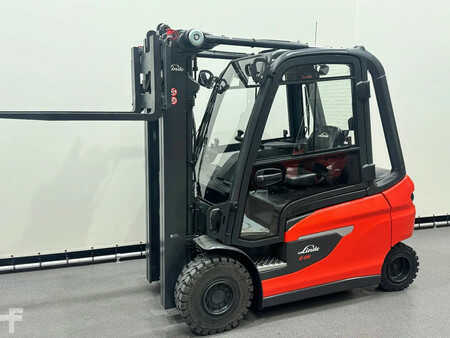 Chariots électriques à 4 roues 2025  Linde 1252 E 25 L-01 (13)