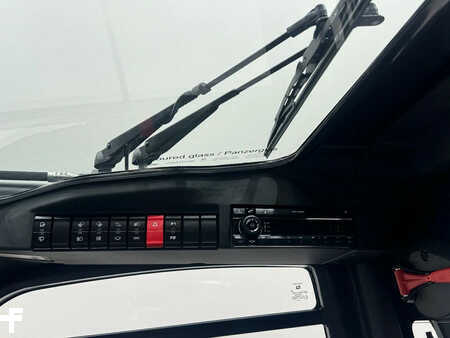 Chariots électriques à 4 roues 2025  Linde 1252 E 25 L-01 (12)