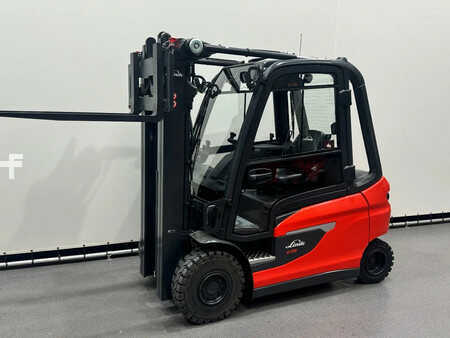 Chariots électriques à 4 roues 2025  Linde 1252 E 25 L-01 (15)