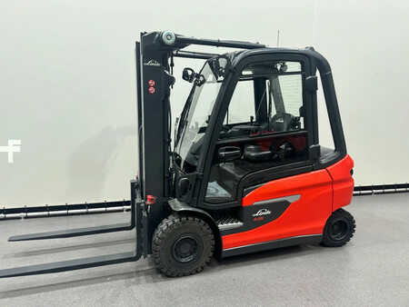 Chariots électriques à 4 roues 2025  Linde 1252 E 25 L-01 (2)