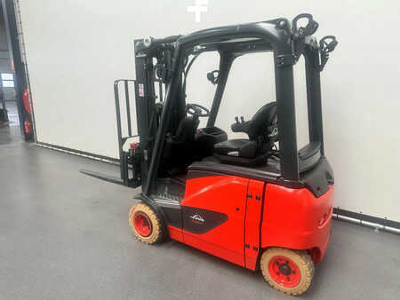 Chariots électriques à 4 roues 2025  Linde 386 E 20 PH-02 (3)