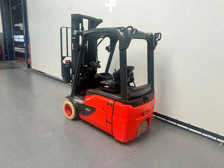 Elektro 4 Rad 2025  Linde 386 E 18 - 02 (10)