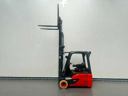 Elektro 4 Rad 2025  Linde 386 E 18 - 02 (11)