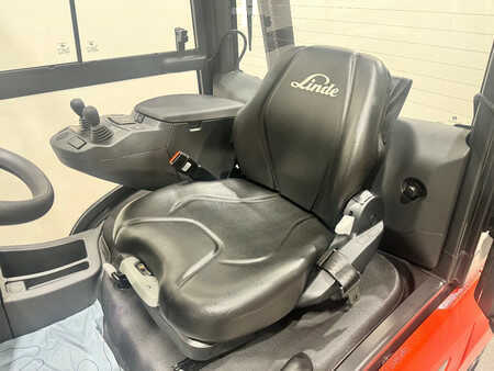 Dízel targoncák 2025  Linde 1202 H 35 D-01 (8)