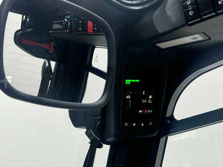 Dízel targoncák 2025  Linde 1202 H 35 D-01 (12)