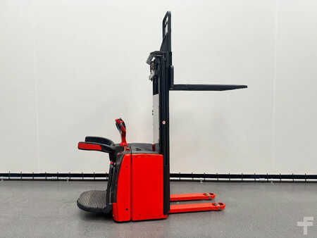 Gerbeurs à conducteur porté debout 2020  Linde L 16 AP (7)