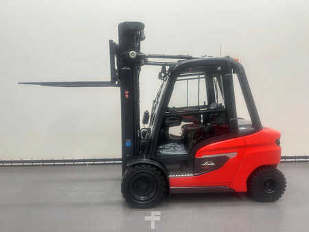 Dízel targoncák 2025  Linde 1202 H 35 D-01 (14)