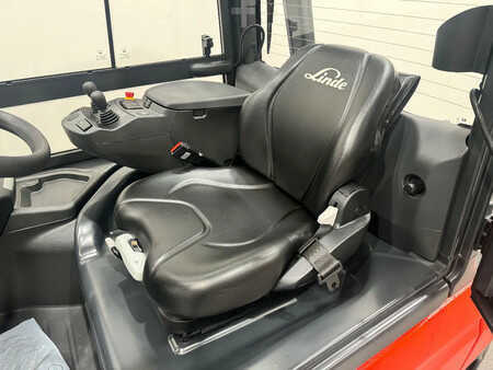 El Truck - 4-hjul 2025  Linde 1252 E 35 L-01 (9)
