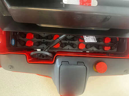 Transpalettes éléctriques 2025  Linde T 16 1000x680 mm (8)