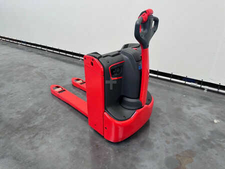 Transpalettes éléctriques 2025  Linde T 16 1150x560 mm (6)