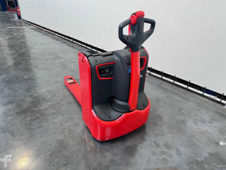 Transpalettes éléctriques 2025  Linde T 16 1150x560 mm (7)