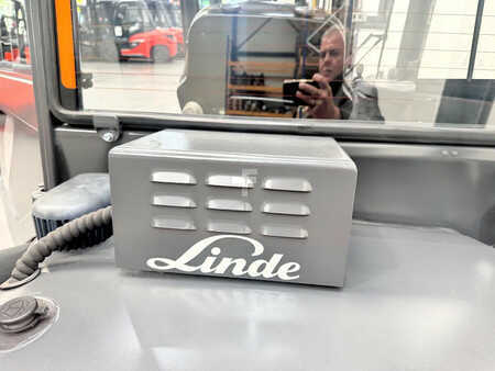 Carrelli elevatori diesel 2019  Linde 392 H 25 D-02 (16)