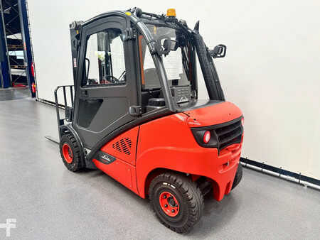 Carrelli elevatori diesel 2019  Linde 392 H 25 D-02 (8)