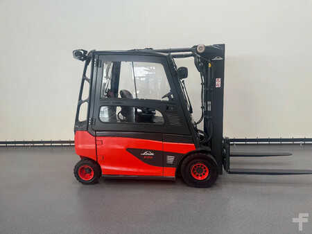 Elektromos 4 kerekű 2016  Linde E 25 L-01 inclusief nieuwe accu (20)