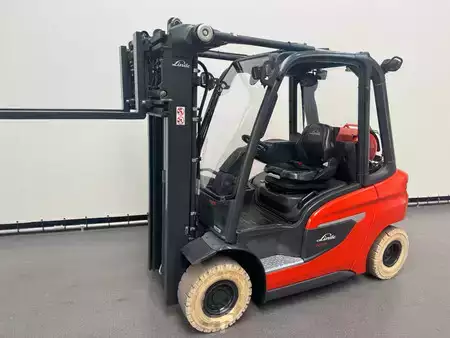 Chariots élévateurs GPL 2020  Linde 1202 H 25 T-01 (14)