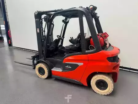 Chariots élévateurs GPL 2020  Linde 1202 H 25 T-01 (5)