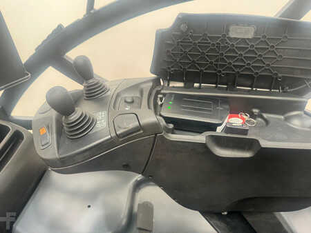 Sähkö - 4 pyör 2024  Linde 386 E 16 PH-02 (13)