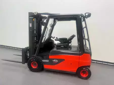 Chariots électriques à 4 roues 2015  Linde 387 E 25 L-01. Inclusief nieuwe accu (10)