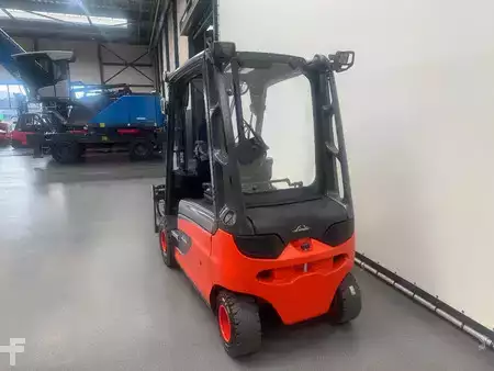 Chariots électriques à 4 roues 2015  Linde 387 E 25 L-01. Inclusief nieuwe accu (12)
