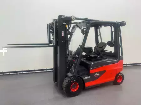 Chariots électriques à 4 roues 2015  Linde 387 E 25 L-01. Inclusief nieuwe accu (15)