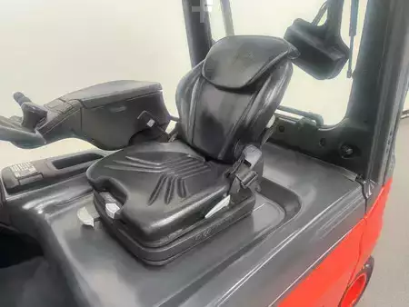 Chariots électriques à 4 roues 2015  Linde 387 E 25 L-01. Inclusief nieuwe accu (18)