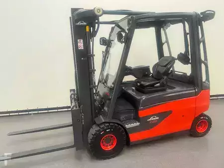 Chariots électriques à 4 roues 2015  Linde 387 E 25 L-01. Inclusief nieuwe accu (5)