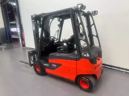Chariots électriques à 4 roues 2015  Linde 387 E 25 L-01. Inclusief nieuwe accu (8)