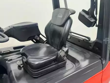 Chariots électriques à 4 roues 2015  Linde 387 E 25 L-01. Inclusief nieuwe accu (13)