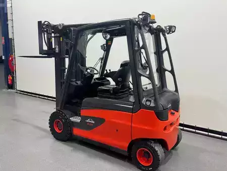 Chariots électriques à 4 roues 2015  Linde 387 E 25 L-01. Inclusief nieuwe accu (17)
