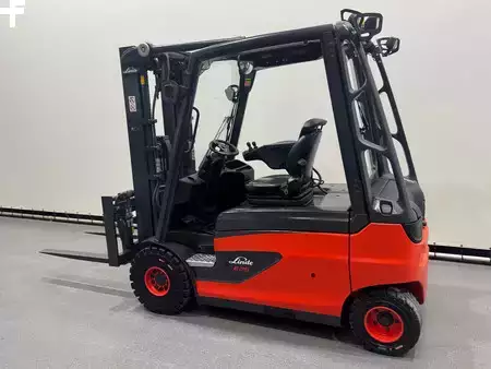 Chariots électriques à 4 roues 2015  Linde 387 E 25 L-01. Inclusief nieuwe accu (7)