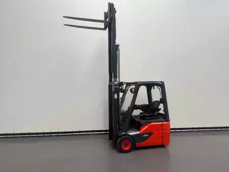 Chariots électriques à 4 roues 2020  Linde 386 E 14-02 (13)