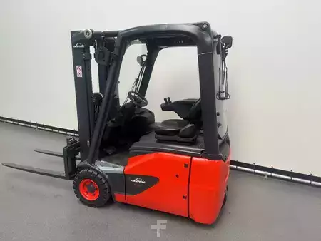 Chariots électriques à 4 roues 2020  Linde 386 E 14-02 (5)