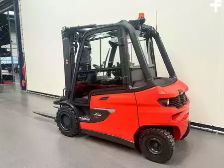 Chariots électriques à 4 roues 2026  Linde 1254 E 50 HL-01/600 (4)