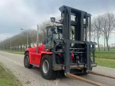 Empilhador diesel 2016  Kalmar DCG220-12LB (10)